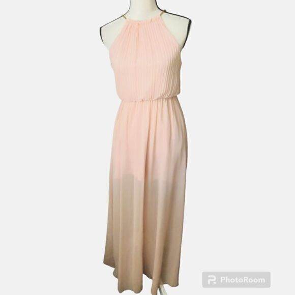 Halter top craped chiffon A line dress - Picture 1 of 7